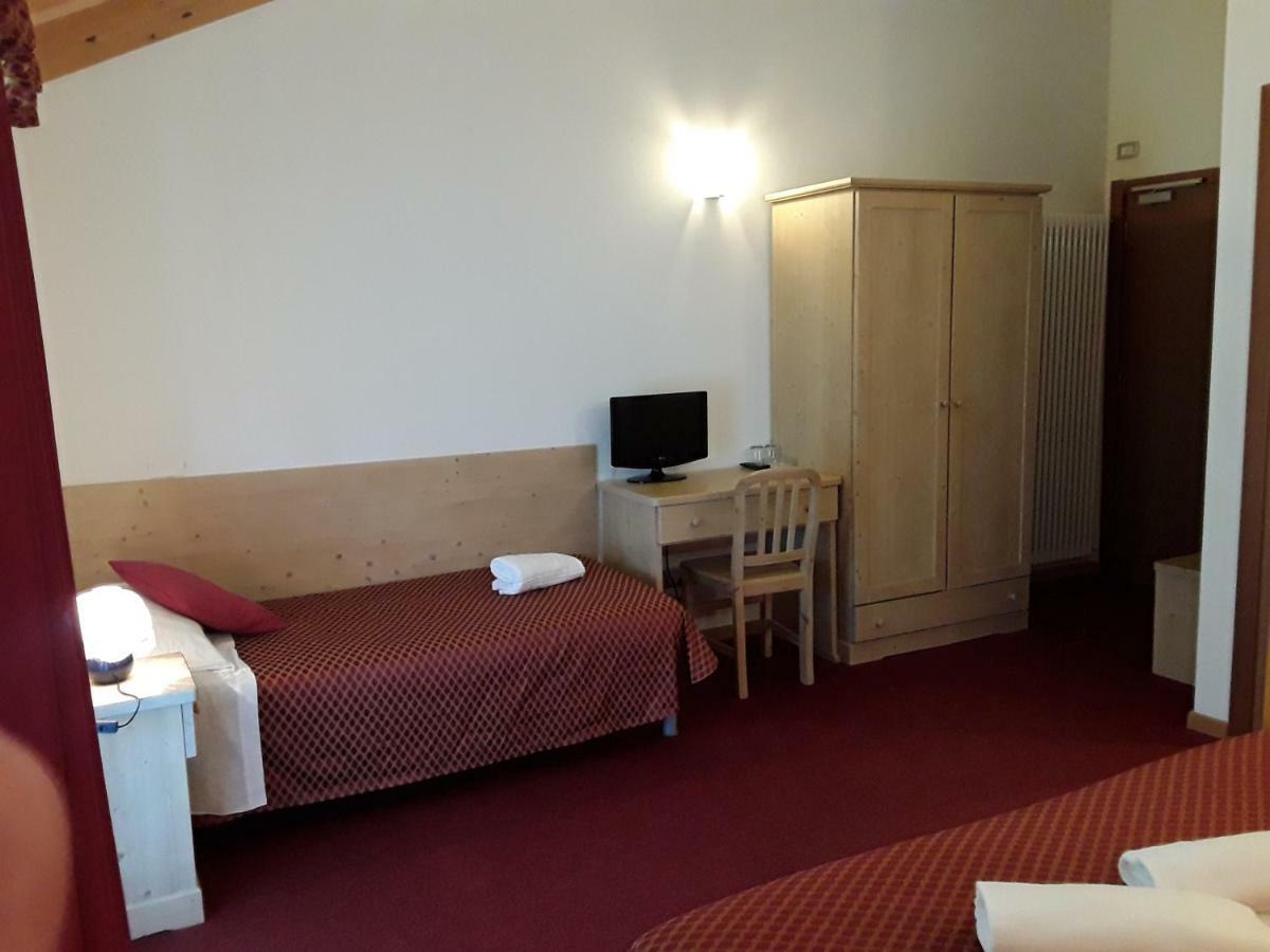 Hotel Bellaria Levico Terme Exterior foto